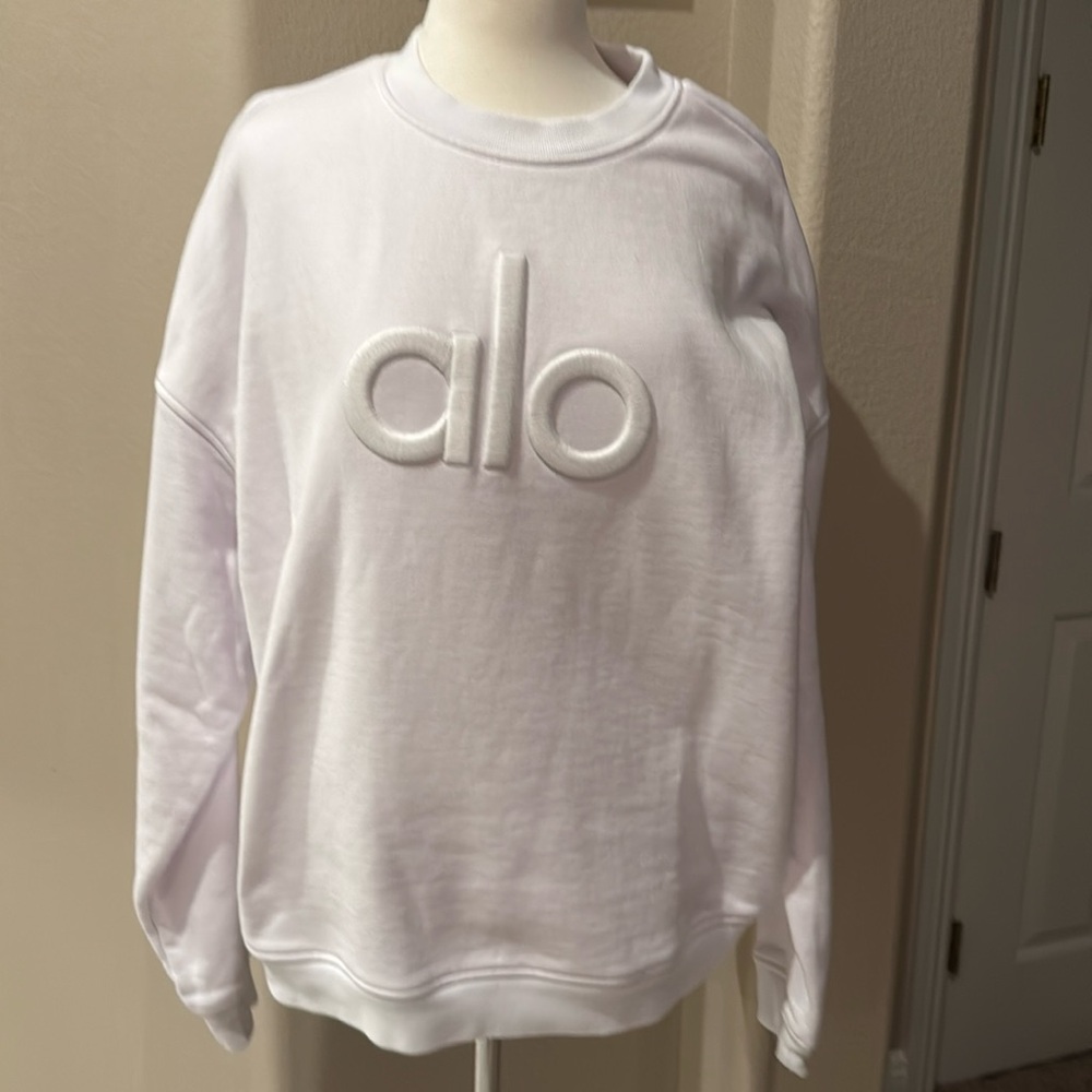 ALO Yoga White Sweatshirt